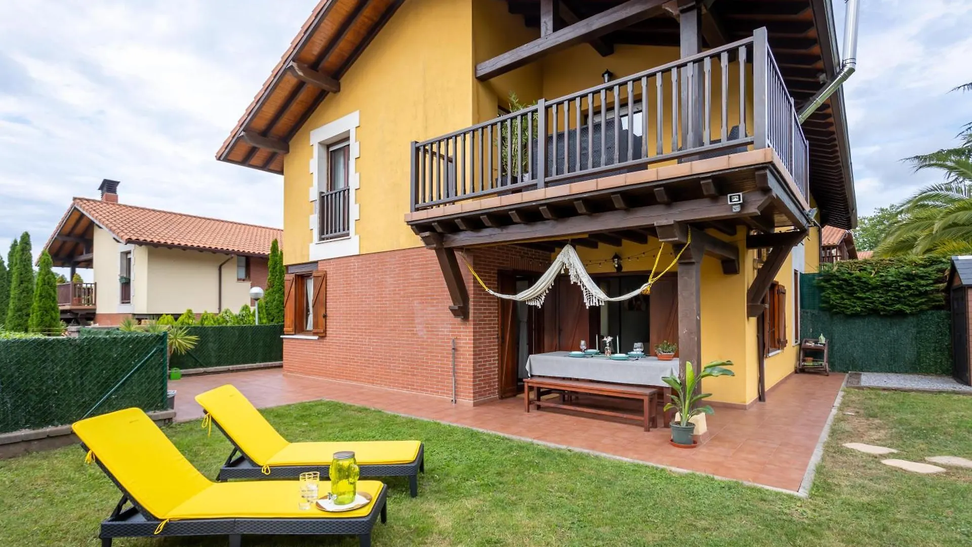 Paraisos Connecta Villa Cubas